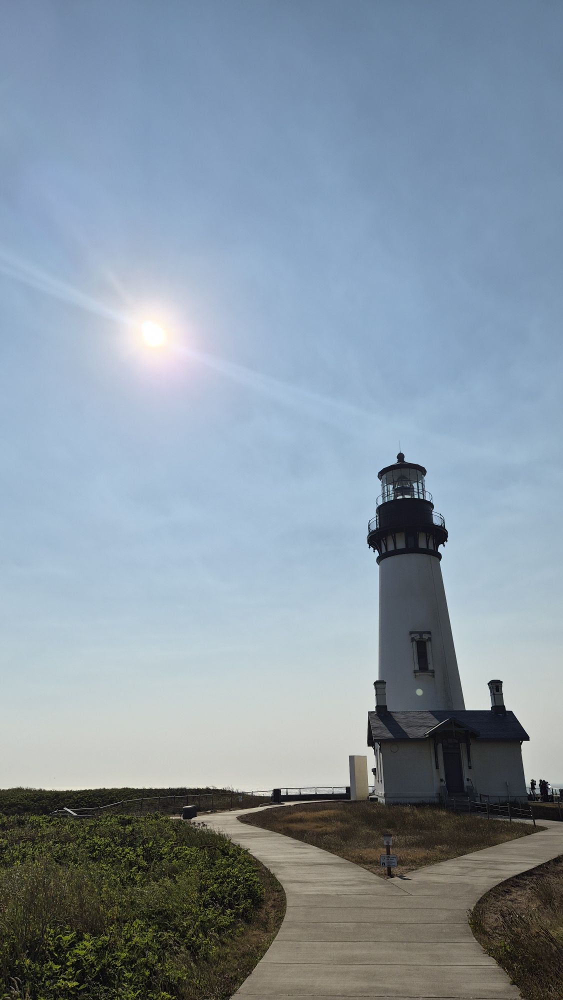 Yaquina Head Lighthouse, Newport (2026): The Wind, the Seabird Rocks, and Why the Park Pass Paid Off